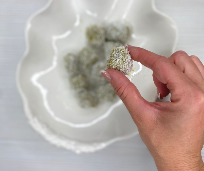 Ricetta tartufi al cocco fit